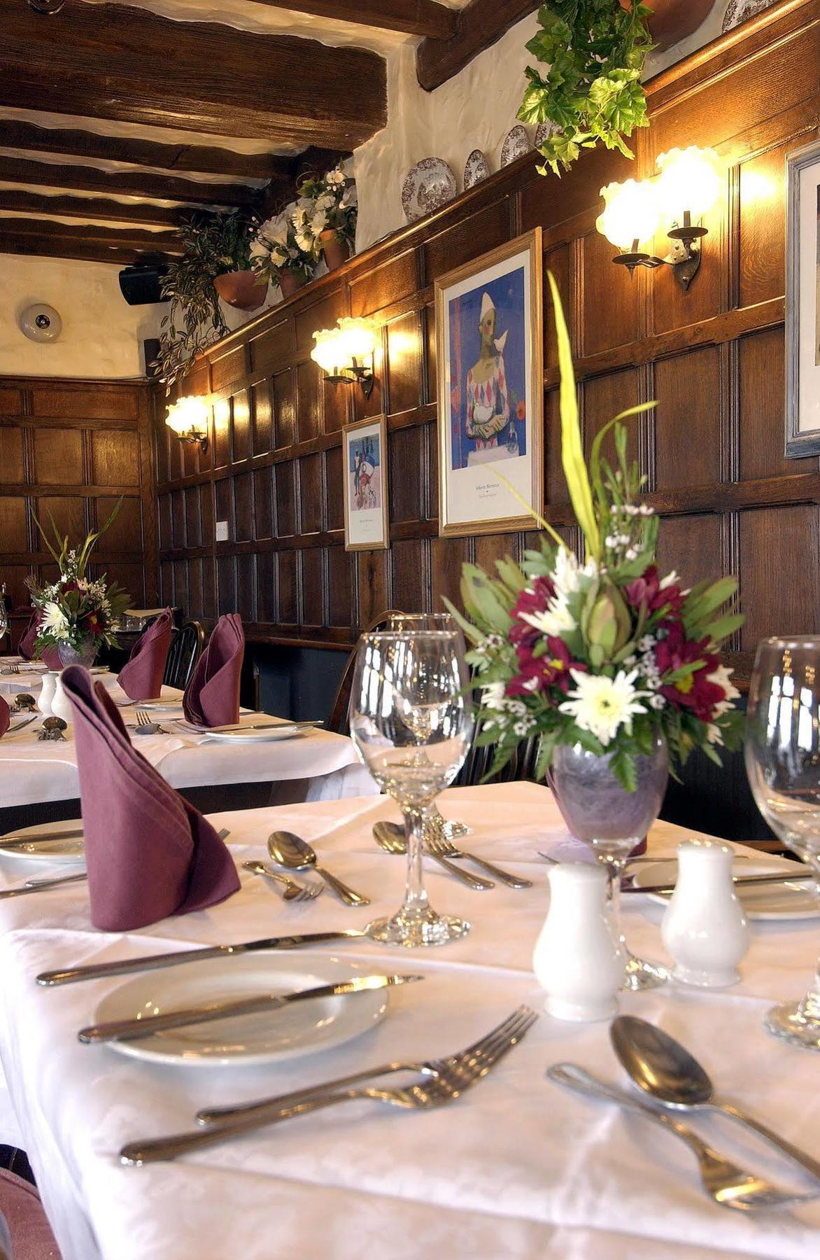 Herstmonceux The Horseshoe Inn מראה חיצוני תמונה