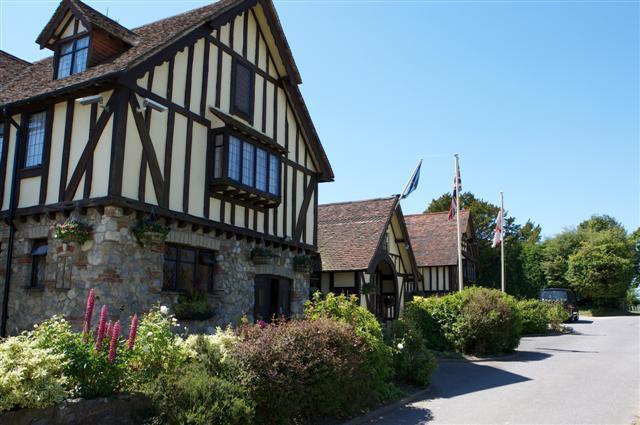 Herstmonceux The Horseshoe Inn מראה חיצוני תמונה